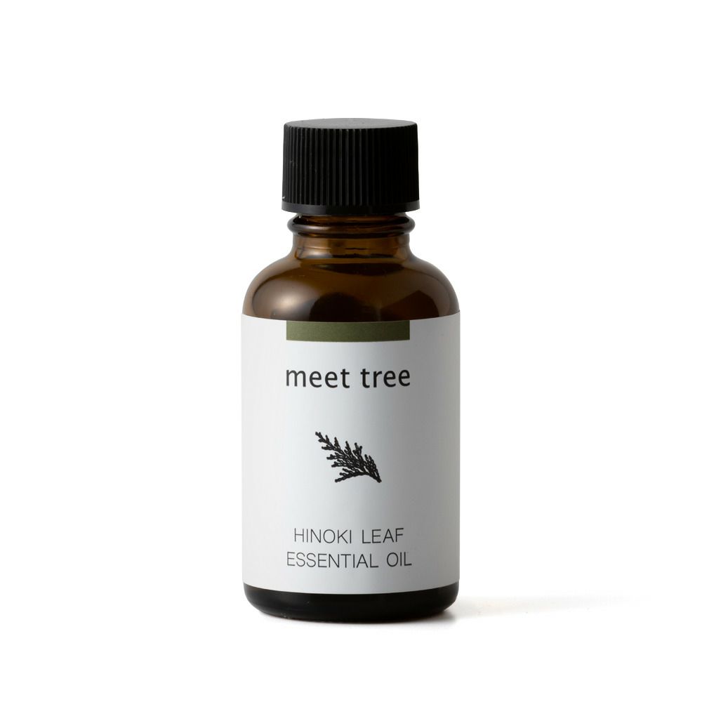 meet tree　精油（ヒノキの葉） 30ml　桧　檜　正面