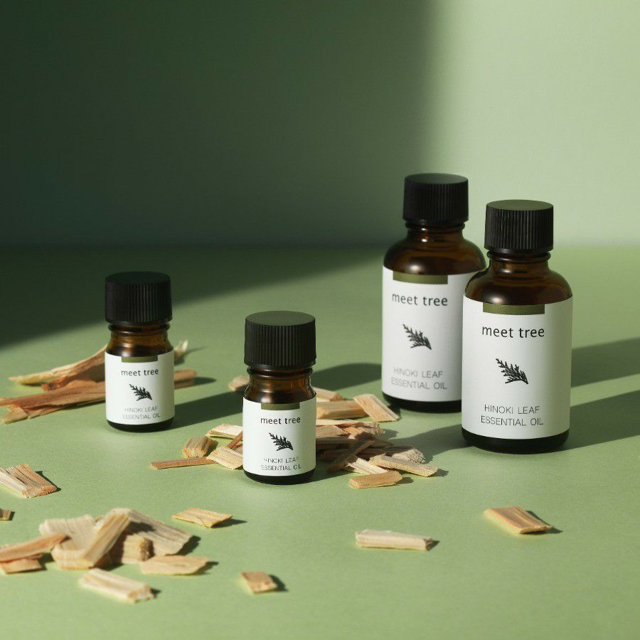 meet tree　精油（ヒノキの葉）  5ml / 30ml　桧　檜　正面