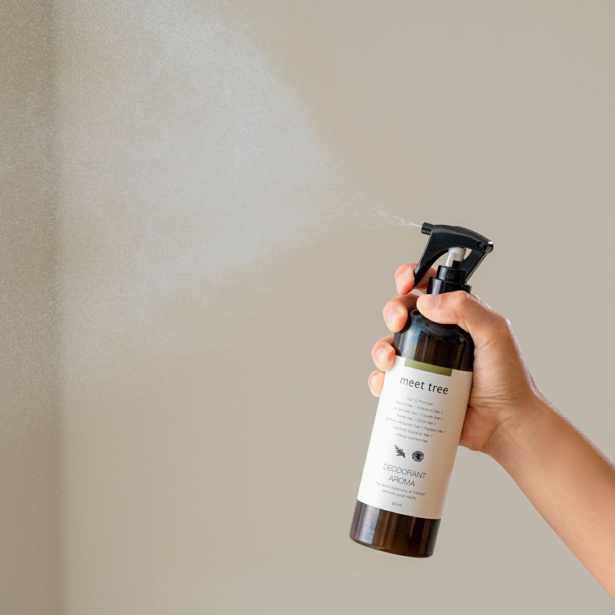 meet tree　消臭アロマミスト 300ml 　ヒノキ　使用シーン