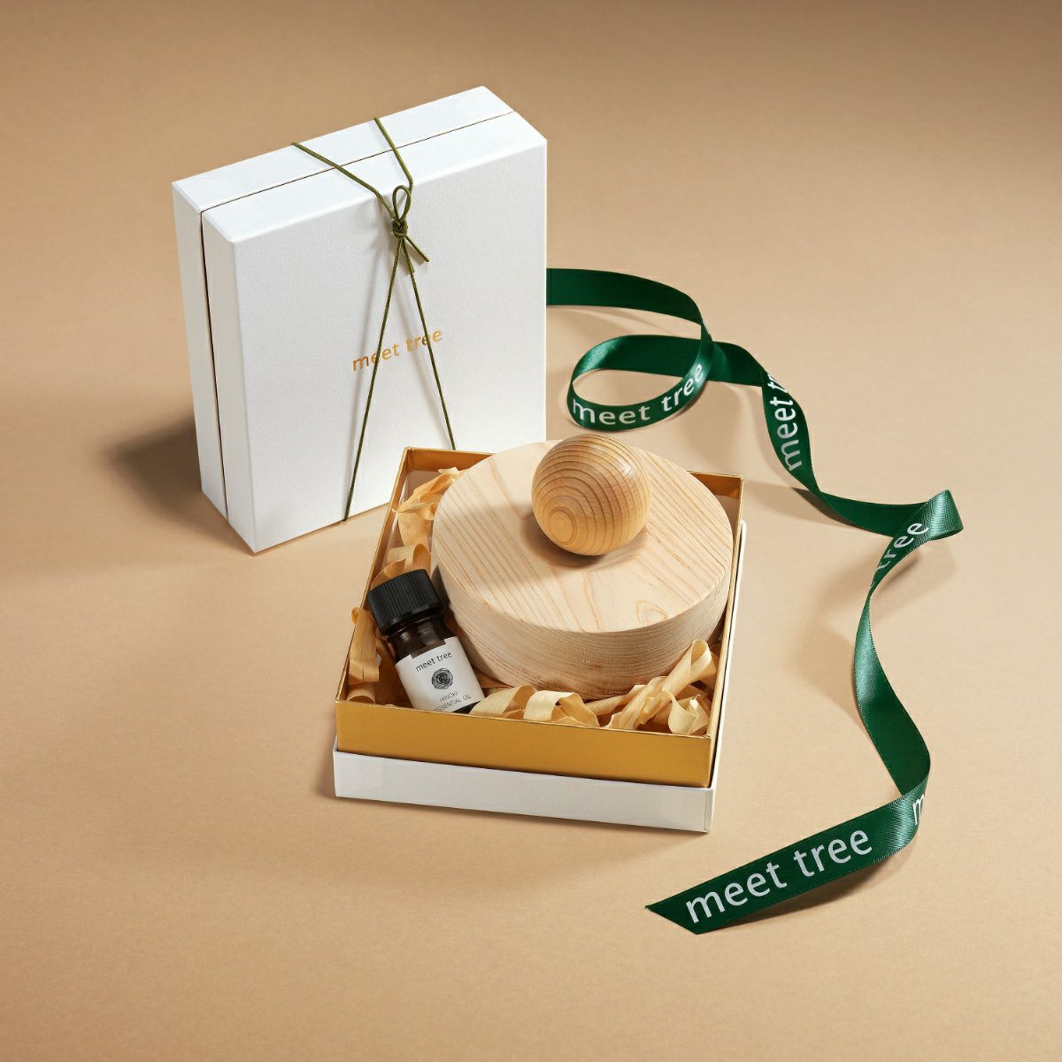 meet tree　精油＆ディフューザーギフト　ヒノキ　イメージ画像