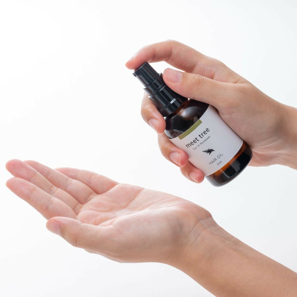 meet tree　ヘアオイル ヒノキ　50ml　使用シーン