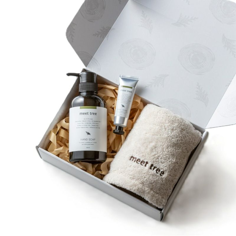 meet tree　森のハンドケアギフト　ハンドソープ　ハンドクリーム　タオル　ヒノキ　正面