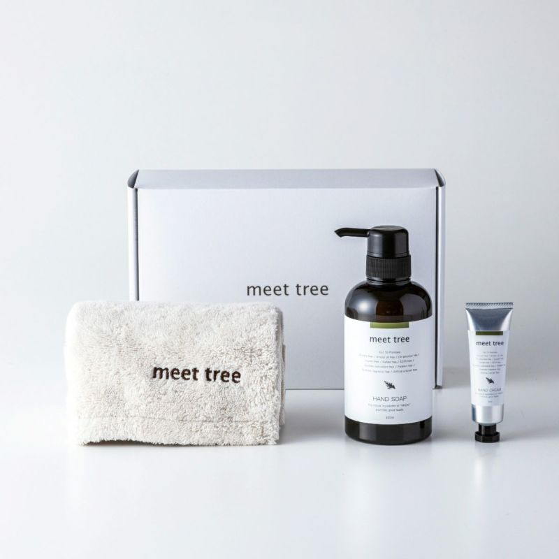 meet tree　森のハンドケアギフト　ハンドソープ　ハンドクリーム　タオル　ヒノキ　正面